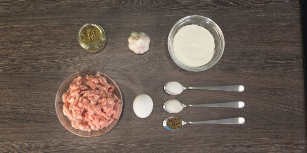 Рецепта за домашен салам - винаги се получава много вкусен