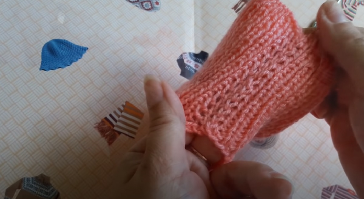 Плетени терлици на две игли - лесен модел с подробни инструкции