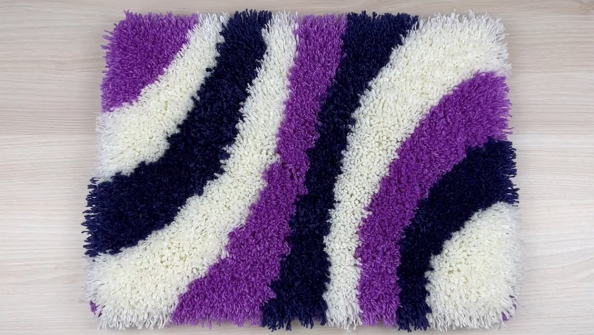 Ръчно изработено килимче - идеално за всеки дом