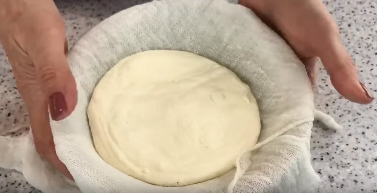 Сметанова торта с кокос: Приготвя се изключително лесно