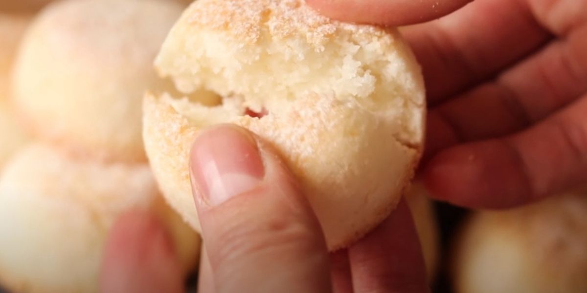 Кокосови сладки без брашно: бърза рецепта за мързеливи домакини
