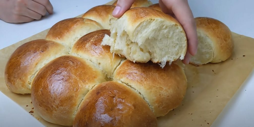 Домашни хлебчета с мляко: Неустоимо вкусни