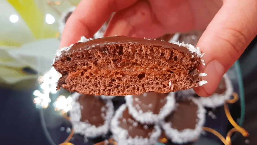 Домашни бисквитки на тиган с шоколадова глазура