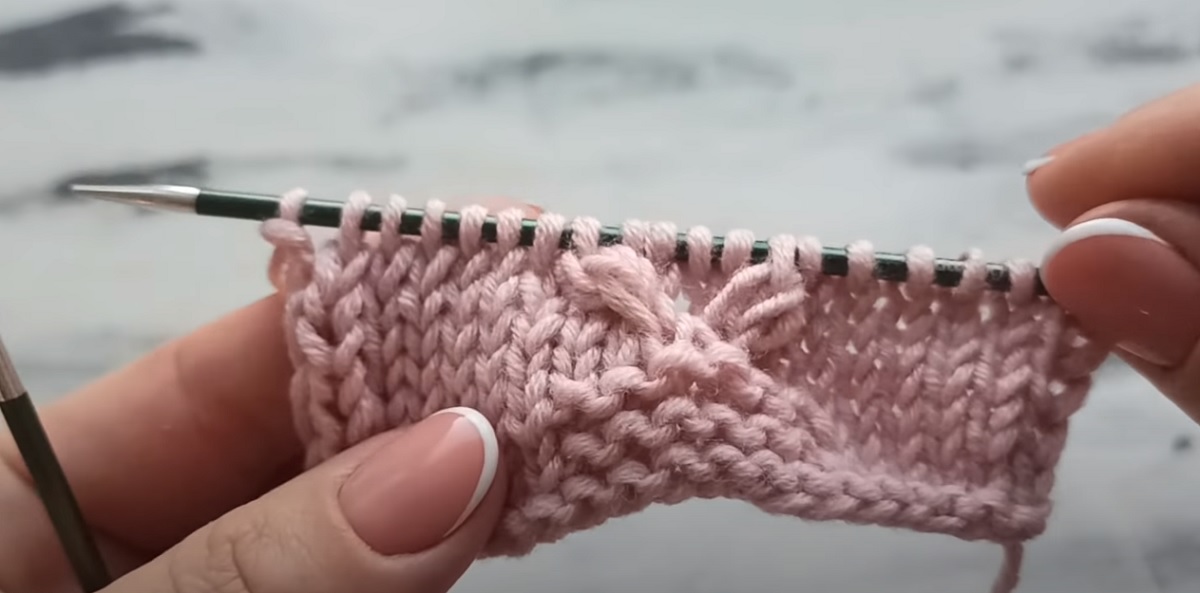 Модел плетка - подходяща за жилетки, пуловери и шапки